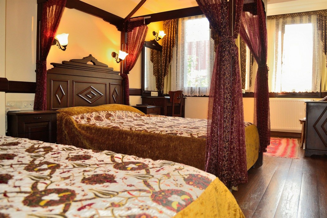 Alp Guesthouse Hotel