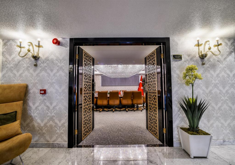 Sveo Business Hotel(also Known As Guvenay Business Hotel)