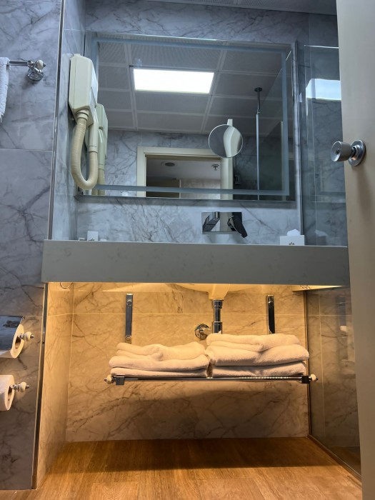 Euro Plaza Hotel
