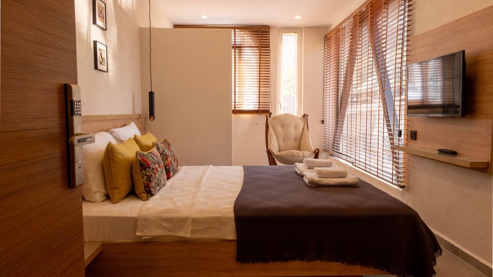 Uva Rooms(No Front Desk)