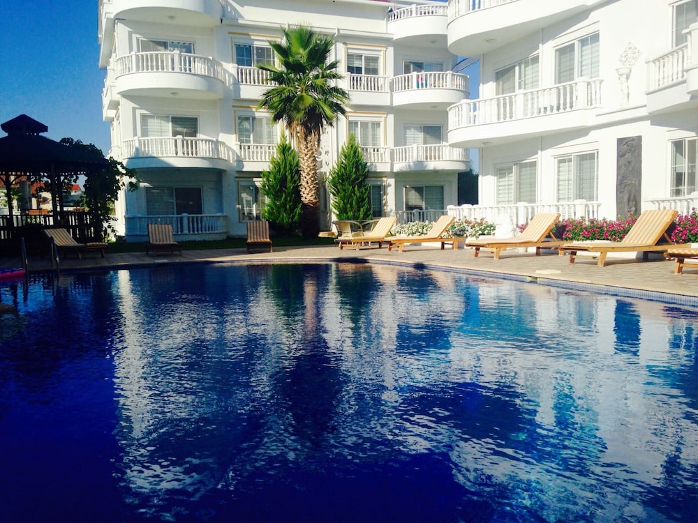 Belka Golf Resİdence Deluxe Apt Poolside Belek(40Km Away From Antalya)