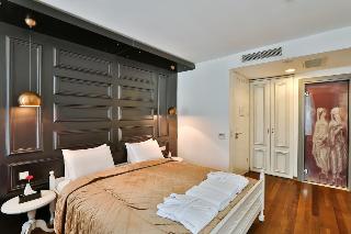 Millennium Suites Hotel
