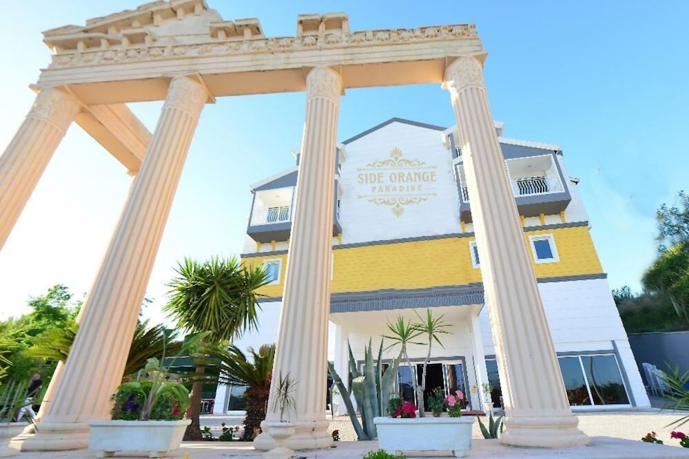 Side Orange Paradise Hotel(63km Away From Antalya)