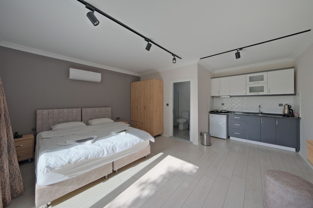 Kayakoy Suite