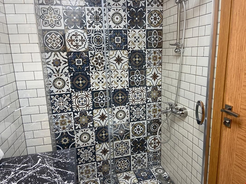 Renk Otel Karşyaka