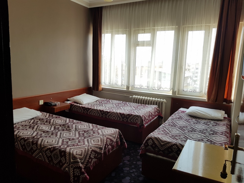 Ferah Hotel