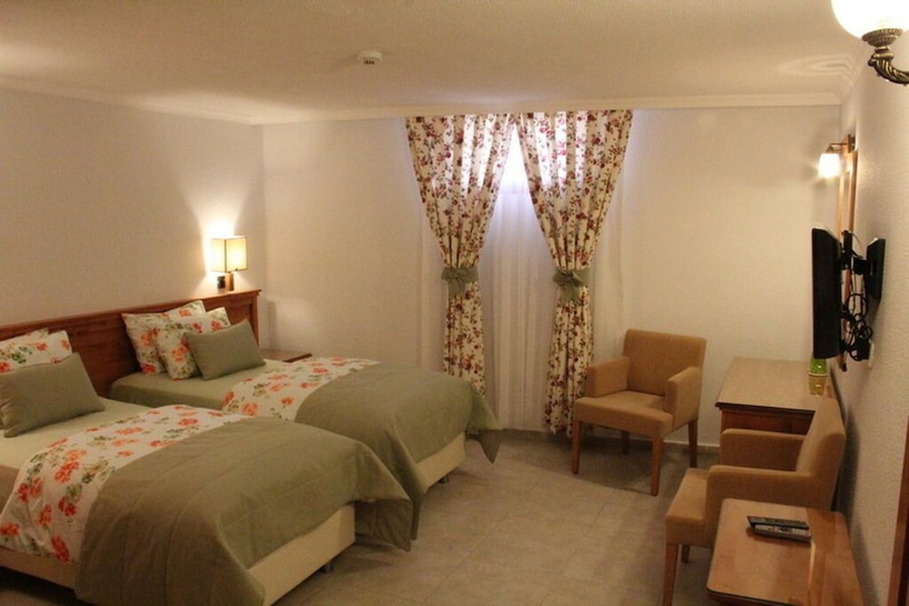 Alacati Leylak Hotel (also Known As Brasserie Boutique Class)