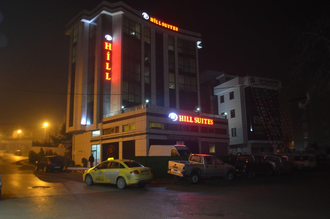Hill Suites