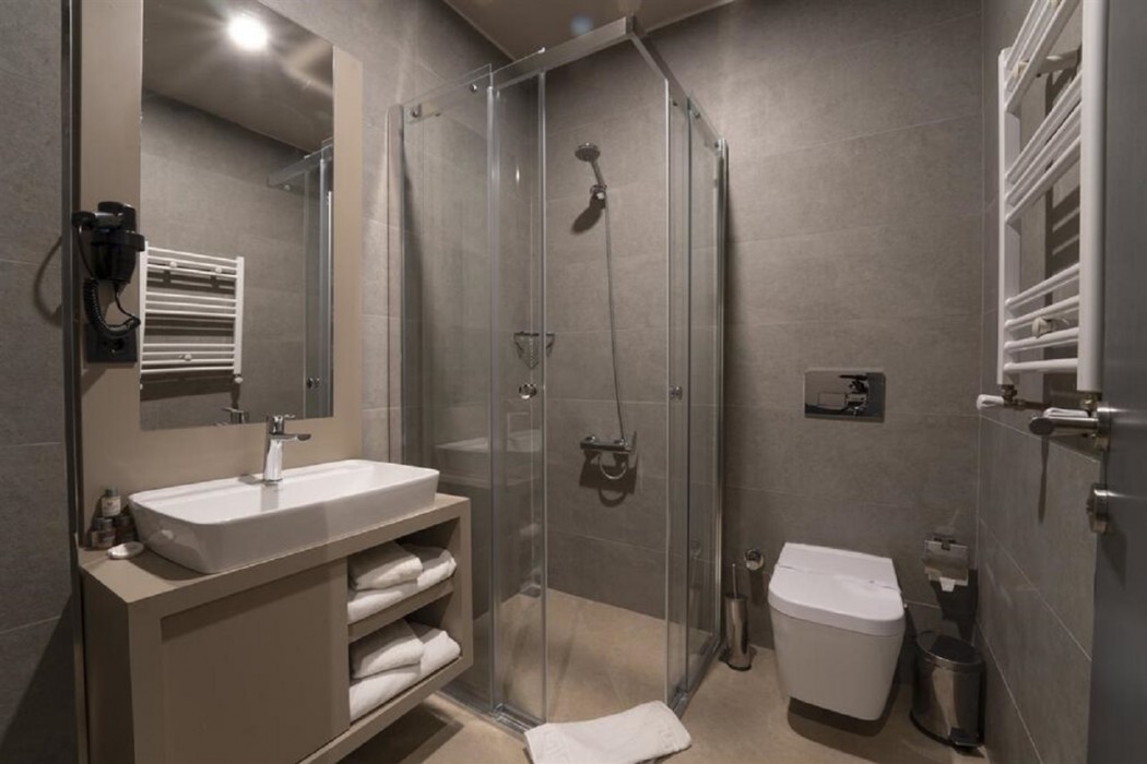 Best Western Premier Istanbul Airport Hidden Hills Hotel(also Known As Hidden Hills Istanbul Airport Hotel)