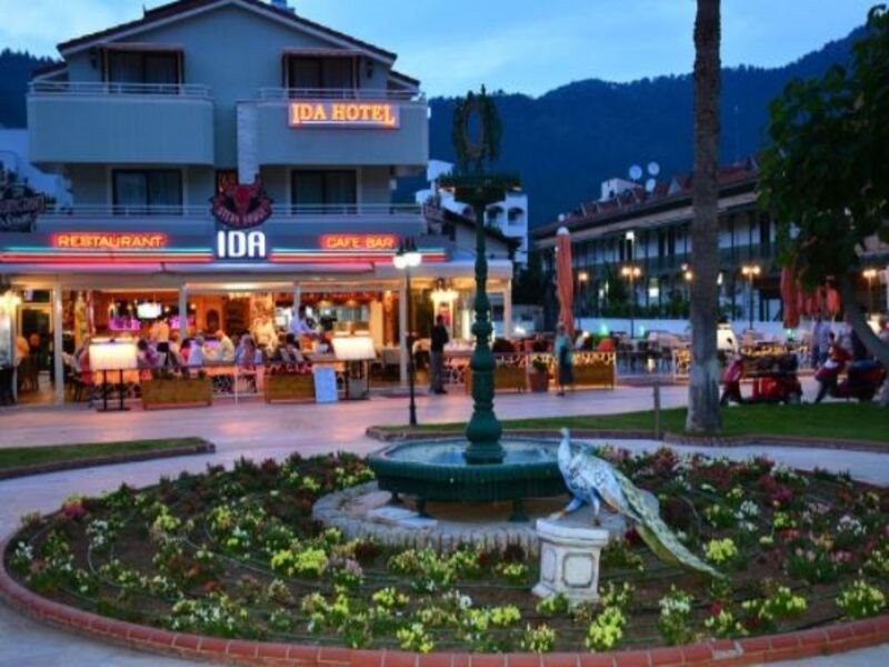 Ida Hotel