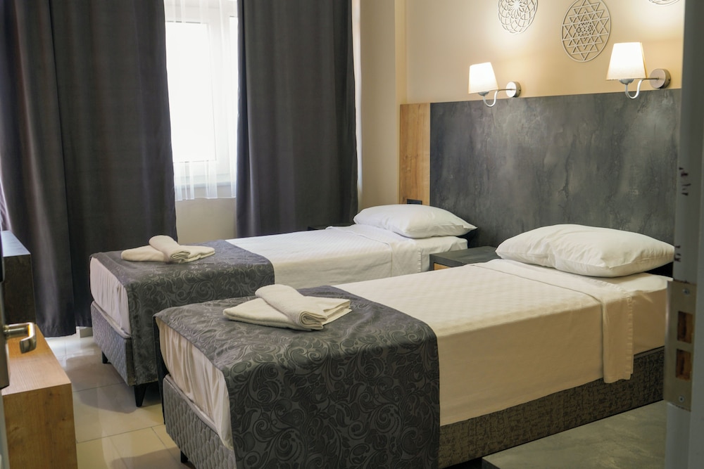 Anna Queen Hotel