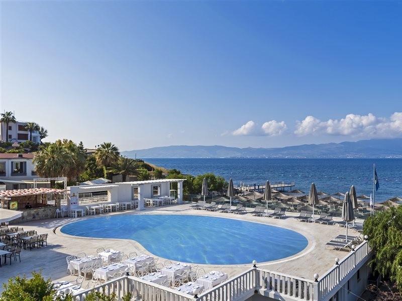 Charm Beach Hotel All Inclusive(also Known As İsis Charm Beach )