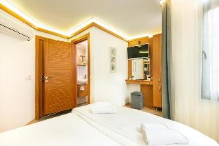 Seven Rooms Oldcity Hotel