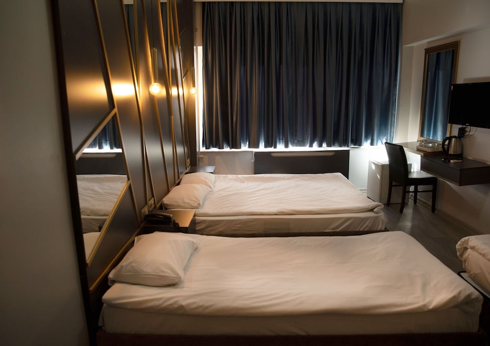 Park Caglayan Hotel