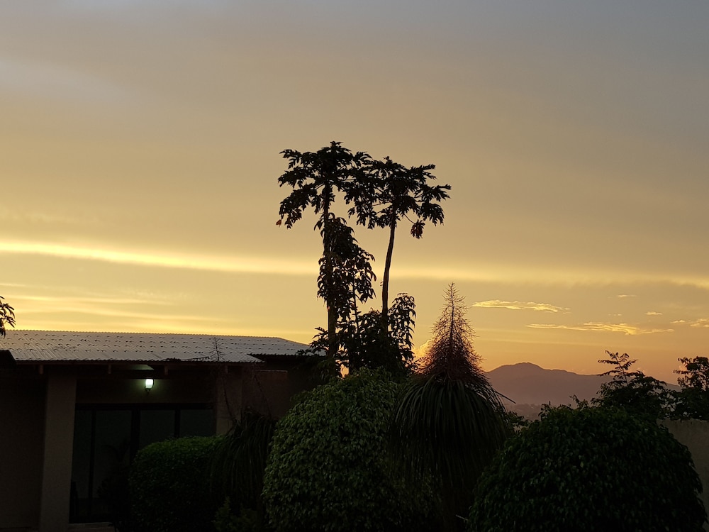 Chinyonga Guesthouse (no Front Desk,contact The Property Five Days In Advance)