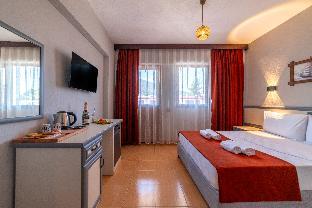 Oscar Seaside Hotel And Spa(19Km Away From Bodrum)