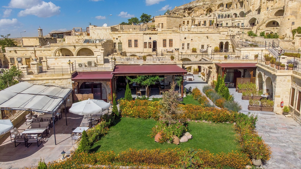 Zeydem Suites(to Make Arrangement For Check In Please Contact To Property At Least 7 Days In Advance)