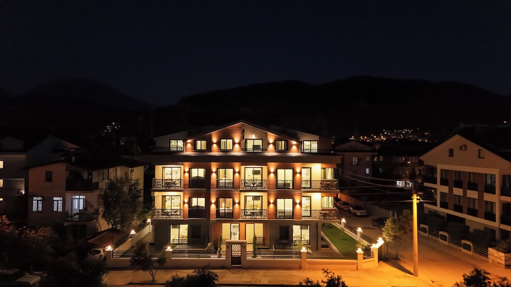 Mucize Residence
