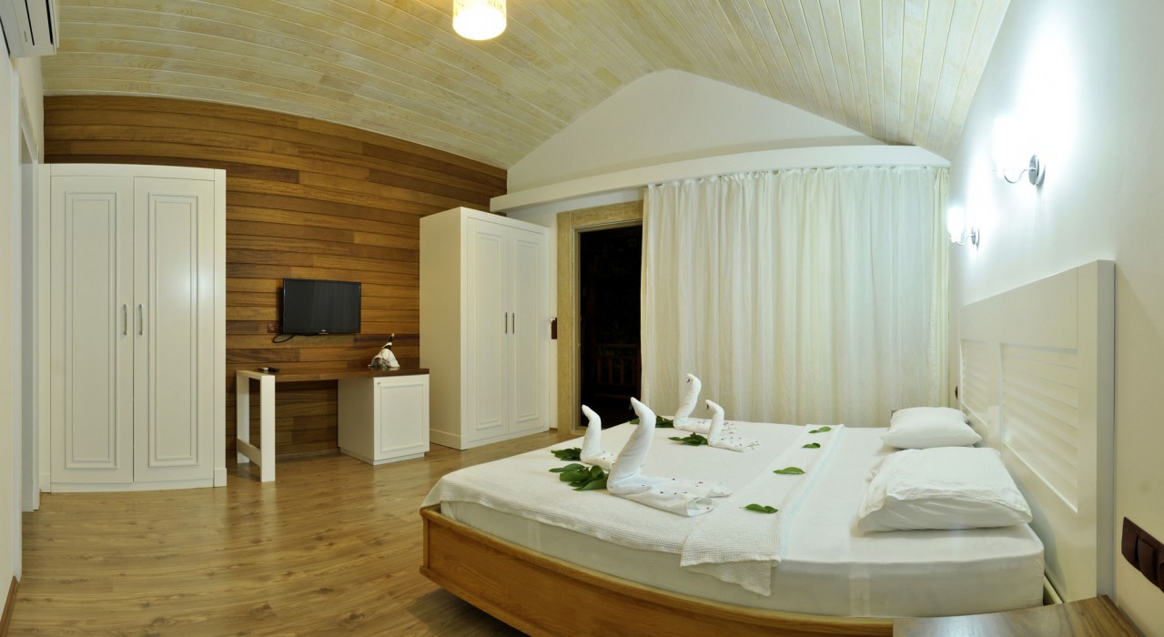 Apella Hotel (also Known As Seven Seasons Hotel) (80km Away From Antalya)