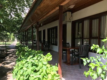Dolunay Apart Hotel (77 Km Away From Antalya)
