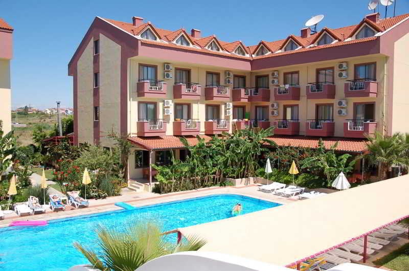 Silver Hotel (62km Away From Antalya)