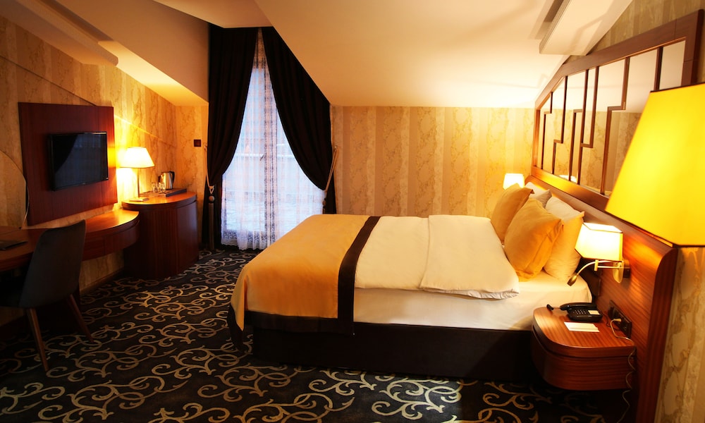 Grand Vuslat Hotel