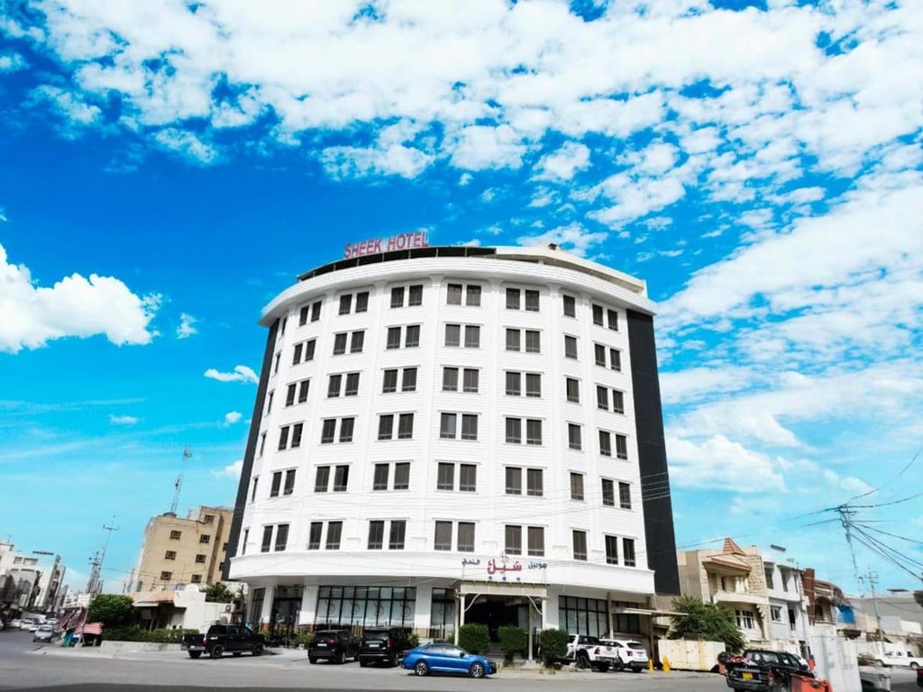 Sheek Hotel