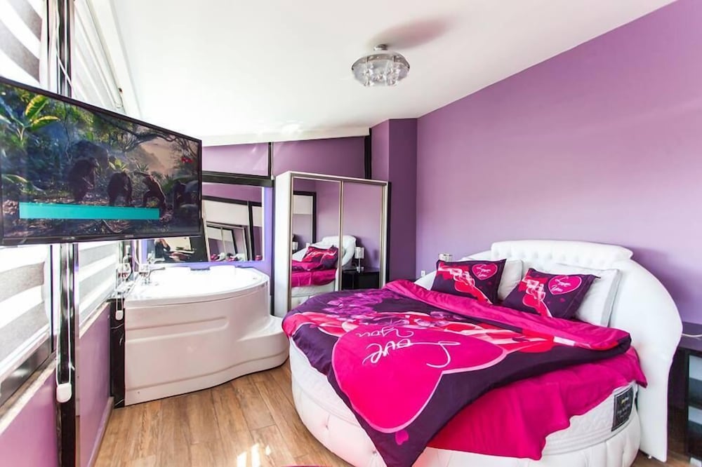 The Bite Hotel
