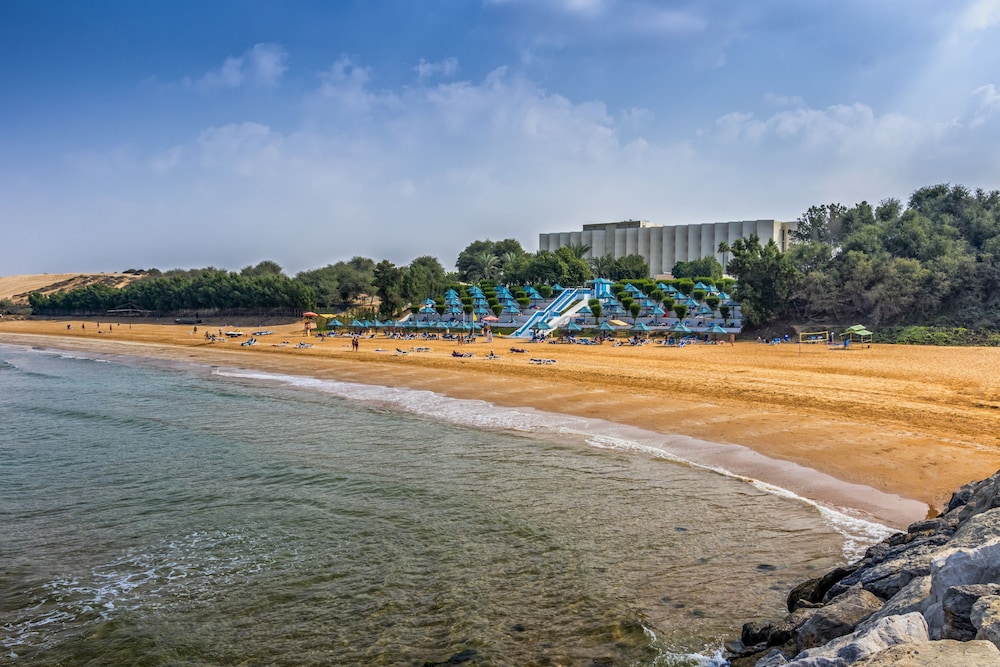 Bin Majid Beach Hotel