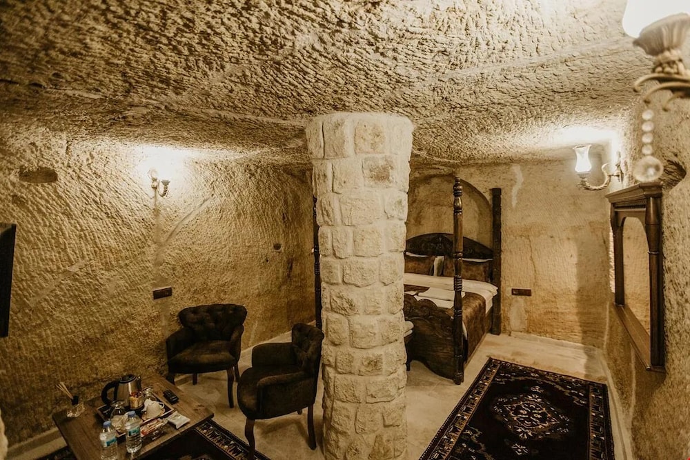 Romantic Cave Hotel