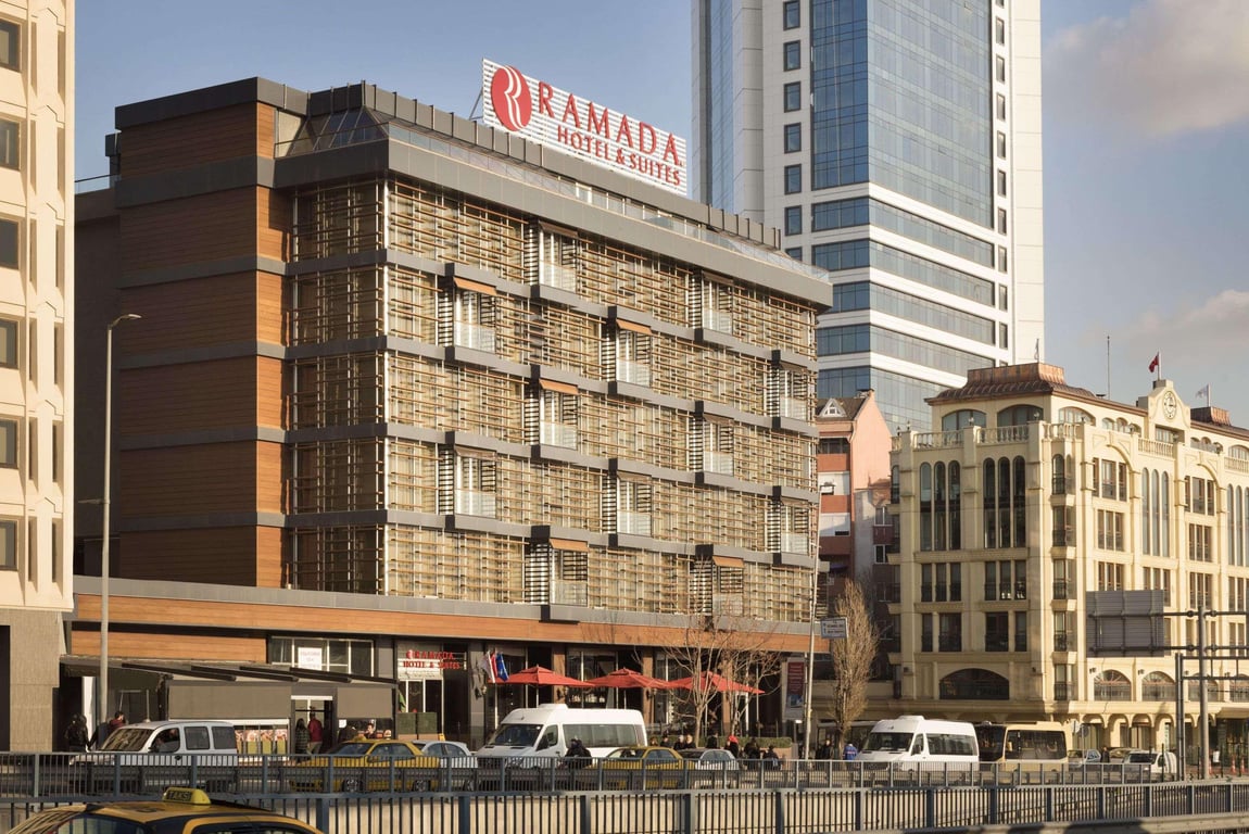 Ramada Hotel & Suites By Wyndham Istanbul Sisli