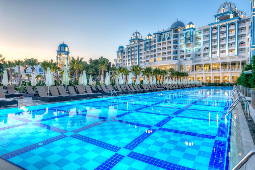 Rubi Platinum Spa Resort And Suites (does Not Accept Men Only Bookings)(24km Away From Alanya)