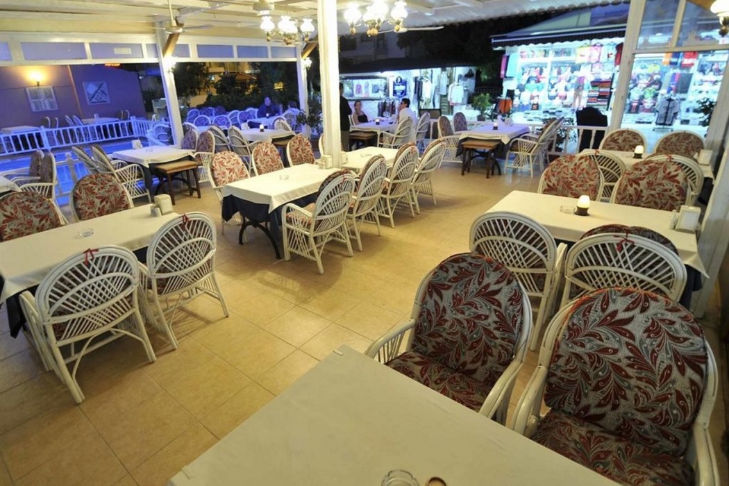 Sun Kiss Otel (71km Away From Antalya)