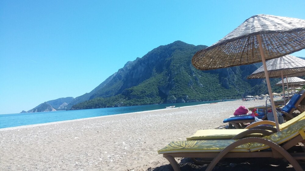 Murathan Konaklari (80km Away From Antalya)