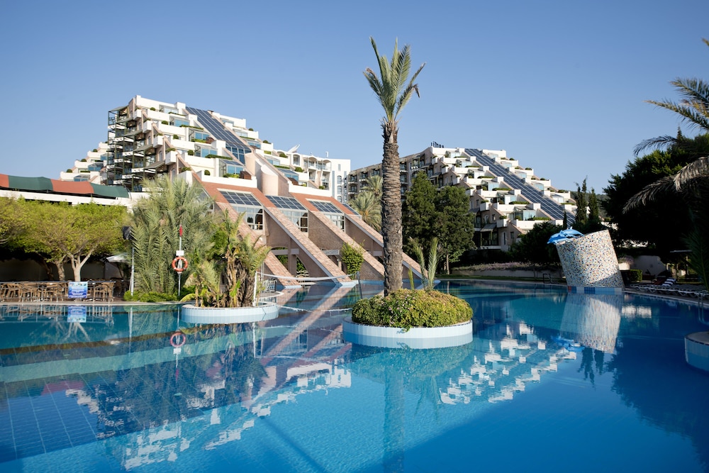 Limak Limra Hotel And Resort All Inclusive (50Km Away From Antalya)(Does Not Accept Men Only Bookings)