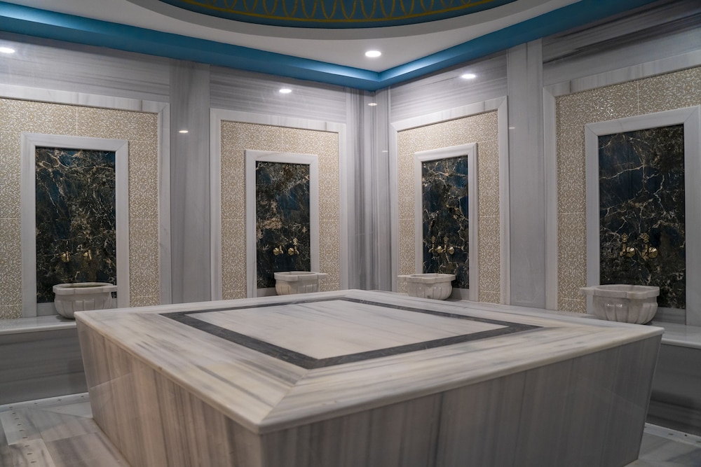 Peramis Hotel And Spa