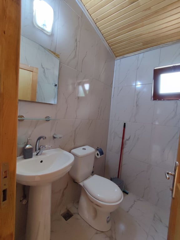 Hurmalik Aparts Hauses (limited Hours Front Desk Need To Contact Property In Advance)