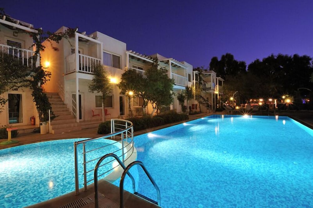 Gumusluk Hotel (22.3 Km Away From Bodrum)