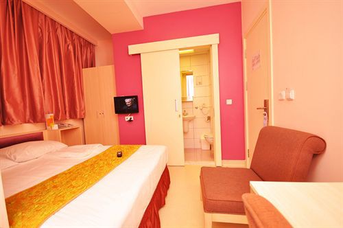 Han Hostel Airport North