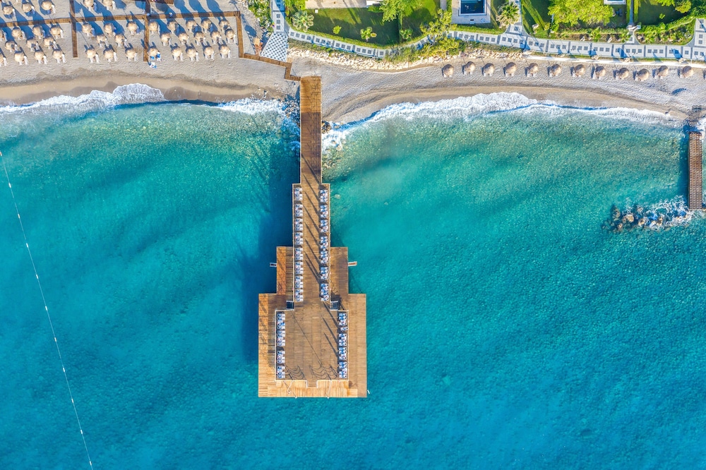 Fashiontv Luxe Resort(34km Away From Antalya)(does Not Accept Men Only)