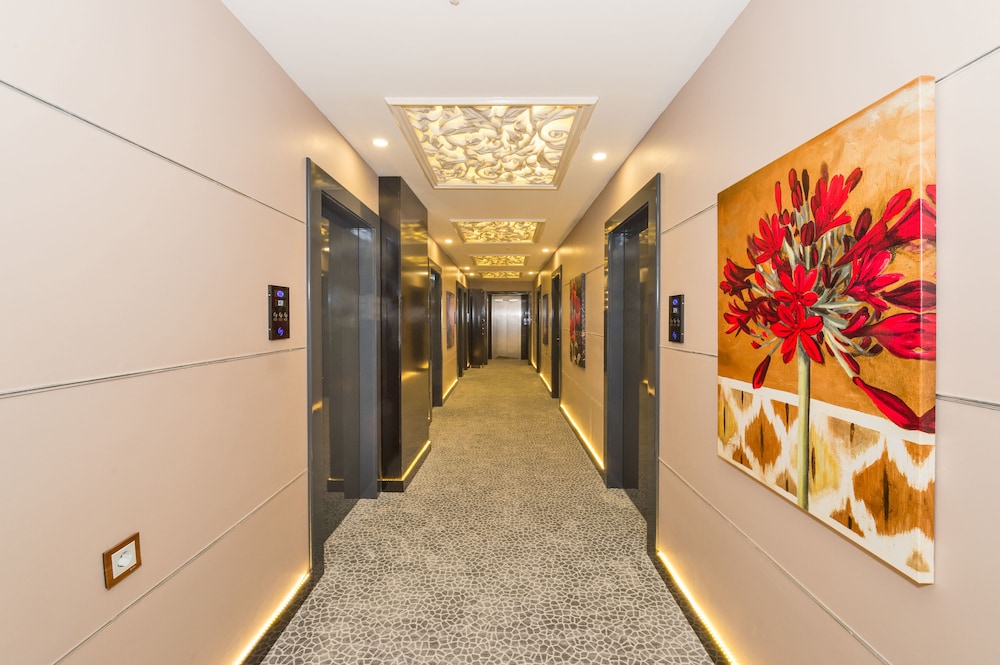 Business Life Hotel Gunesli(Also Known As New My World Hotel)(28Km Away From Istanbul)