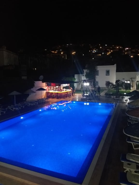 Paradise Apart Hotel
