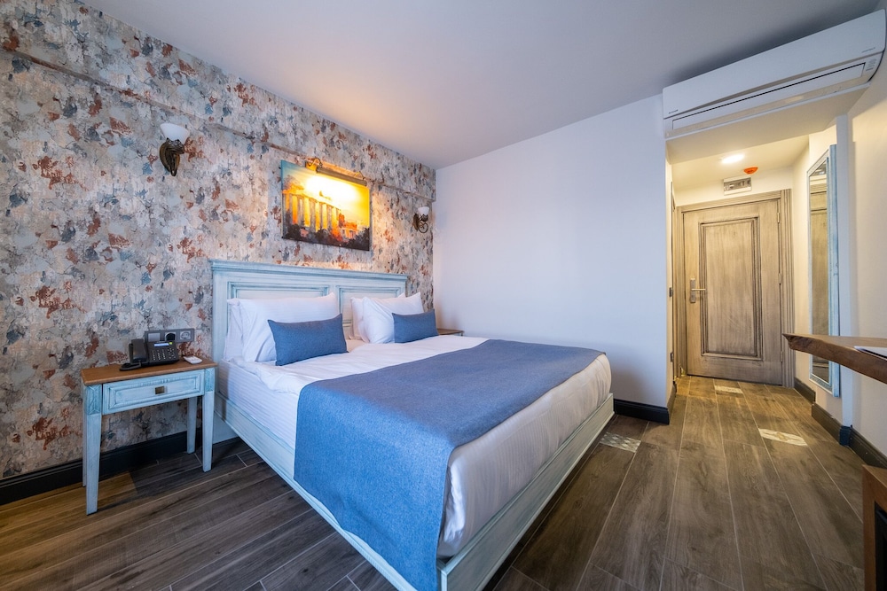 Assos Troy Port Hotel(18km Away From Assos)
