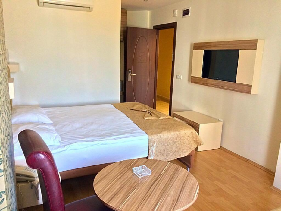 Grand Ezel Hotel