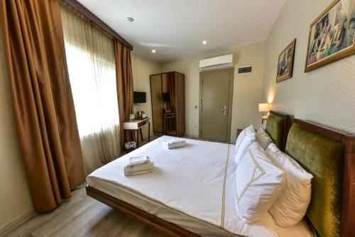 Almina Guest House