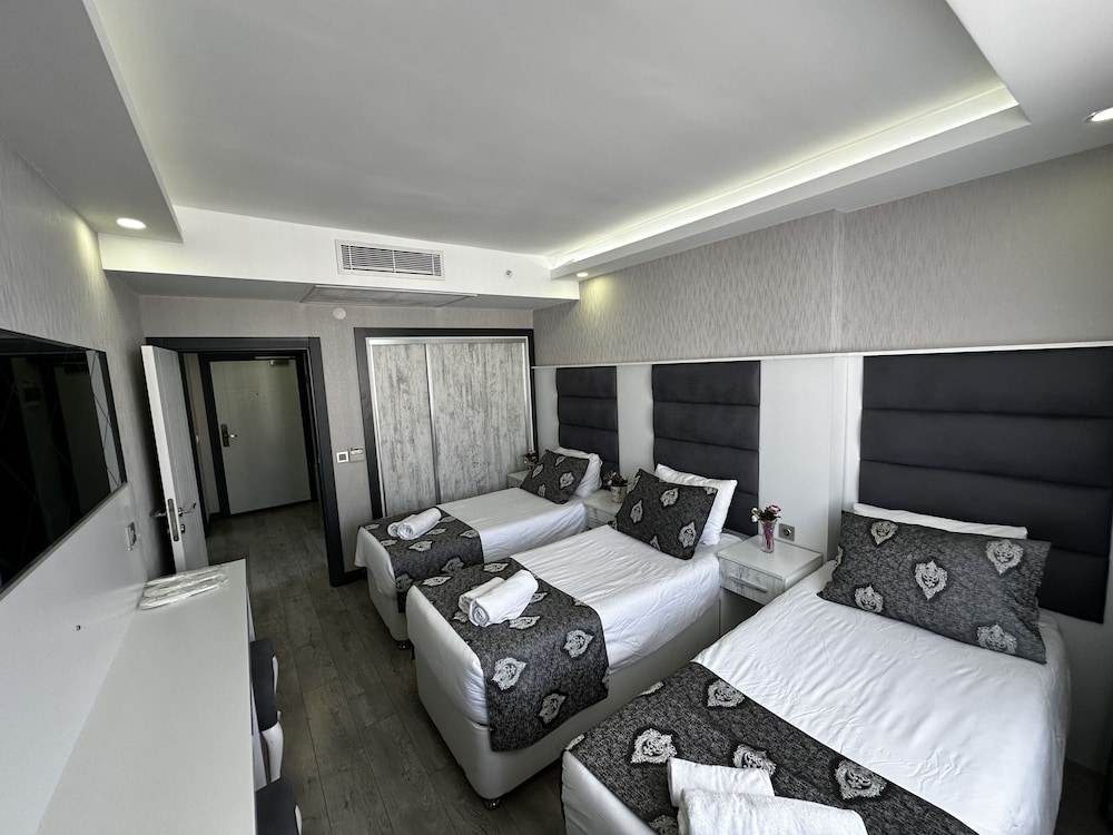 Kaya Home Apart (no Front Desk)