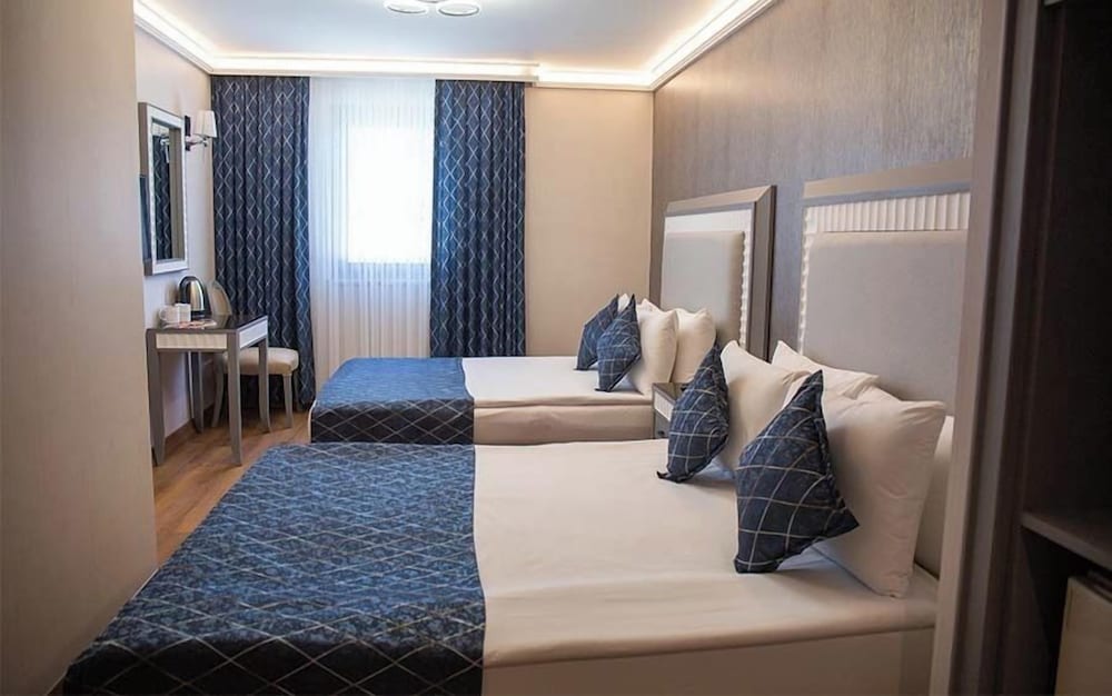 Mineo Park Hotel