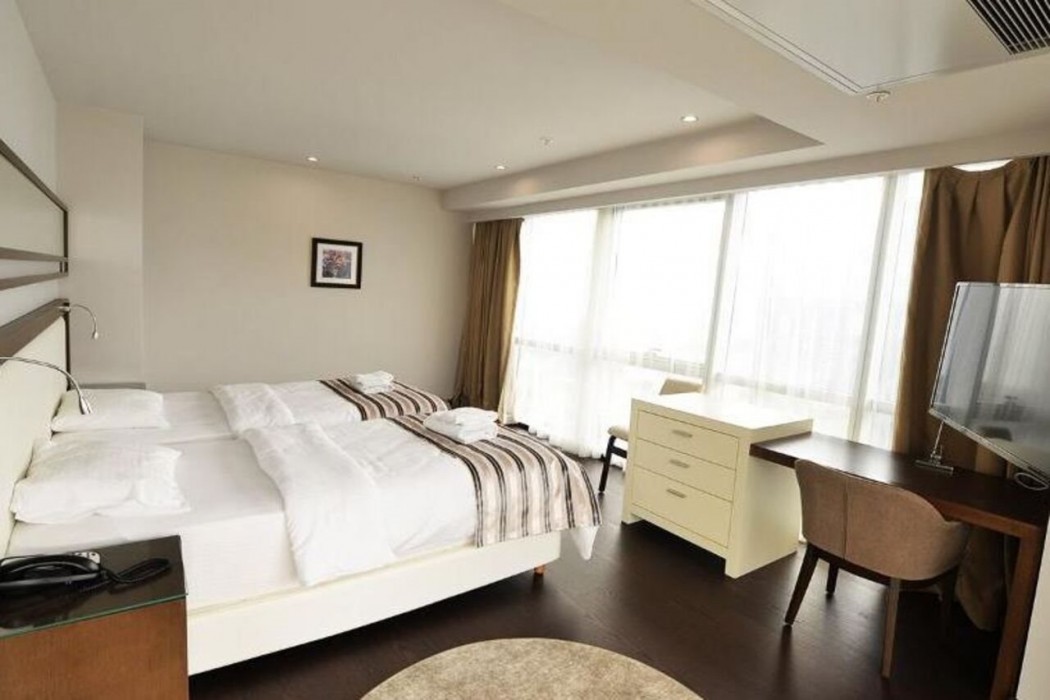 Mac Hotel Vazo Kule (40 Km Away From Istanbul)