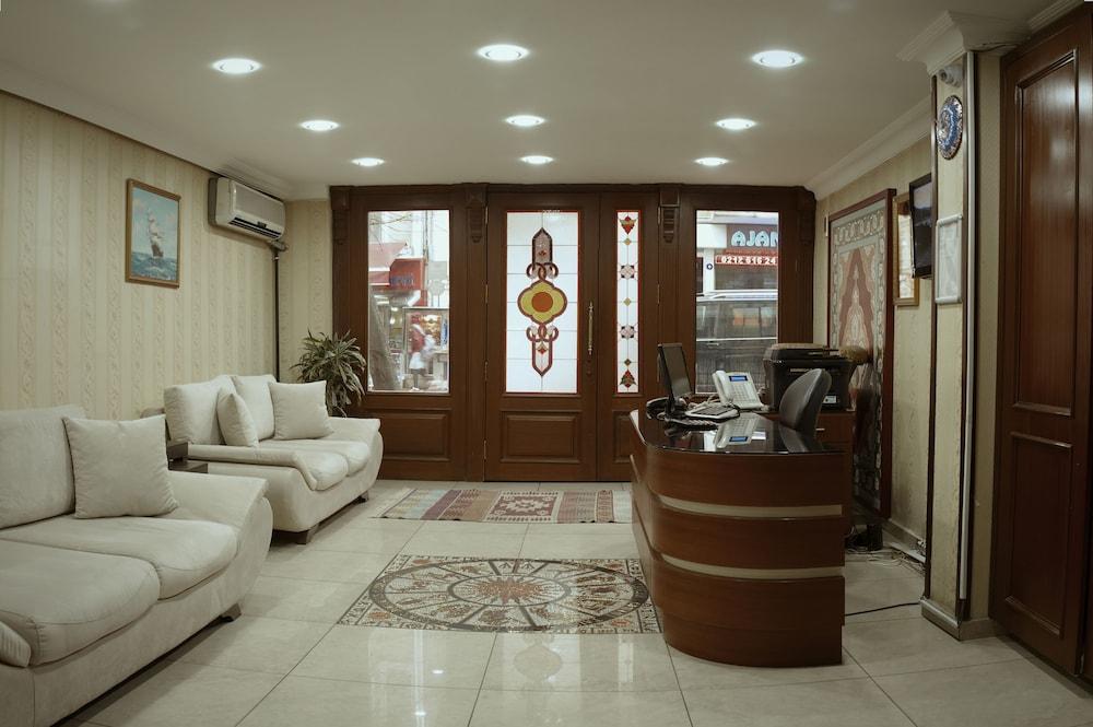 Elfida Suites