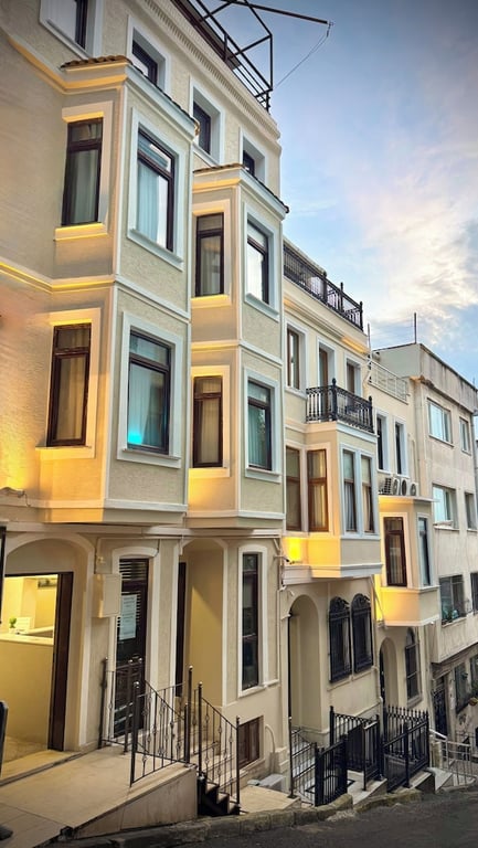 Taksim Pera Suite Apartments